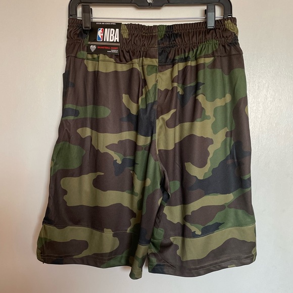 NBA Drawstring Lightweight Athletic Shorts - Size M - Picture 4 of 14